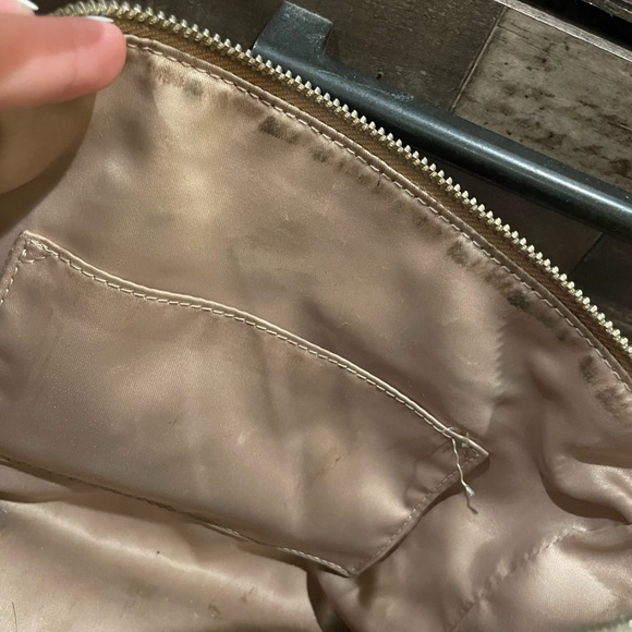 Coach crossbody. - Picture 4 of 5